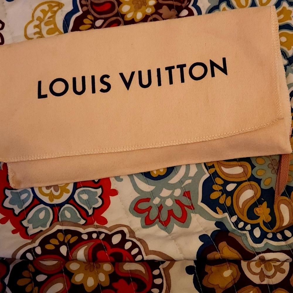 Brand New Louis Vuitton 'Clemence' wallet